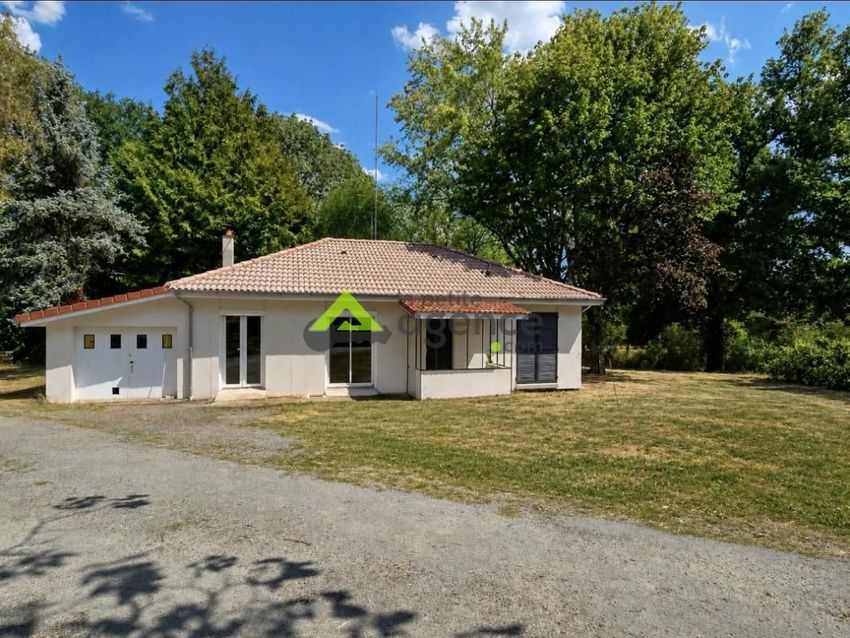 Image Façade à  maison individuelle de Guéret