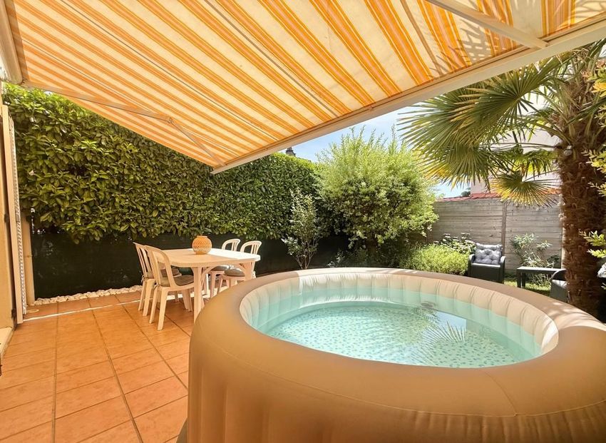 Image Piscine à  maison individuelle de Chilly-Mazarin