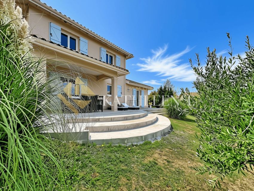 Image Façade à  maison individuelle de Culin