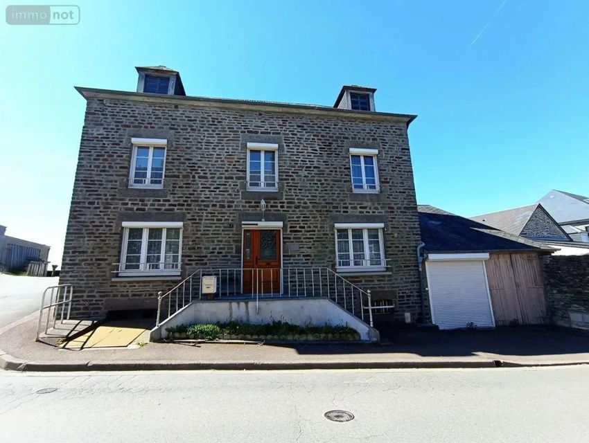Image Façade à  maison individuelle de Saint-Pierre-du-Regard