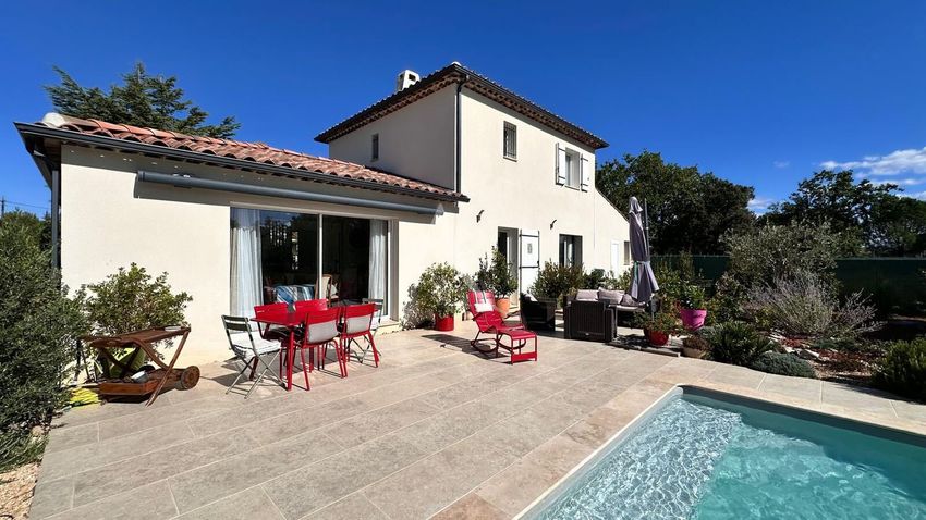 Image Façade à  villa de Vinon-sur-Verdon