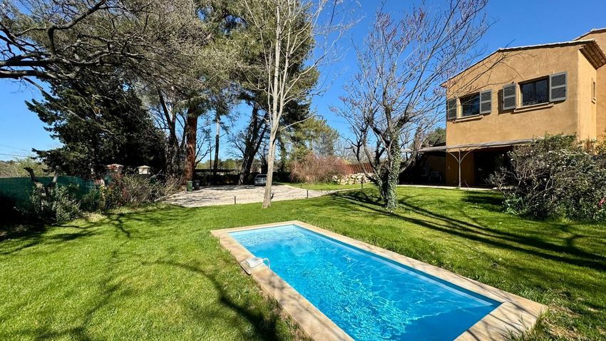Image Piscine à  maison individuelle de Aix-en-Provence