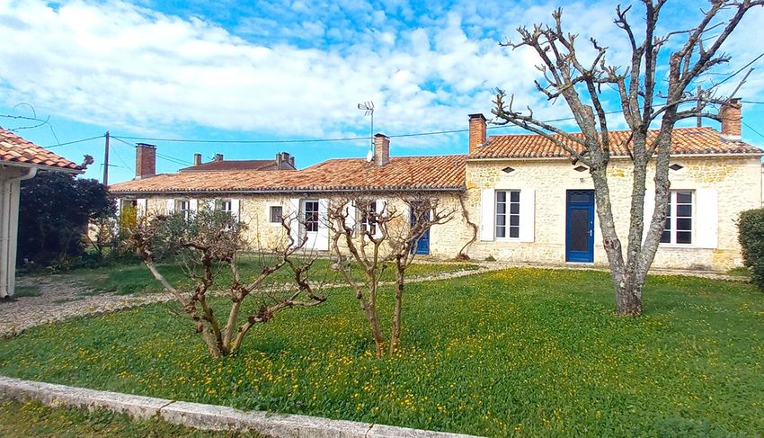 Image Façade à  maison individuelle de Queyrac