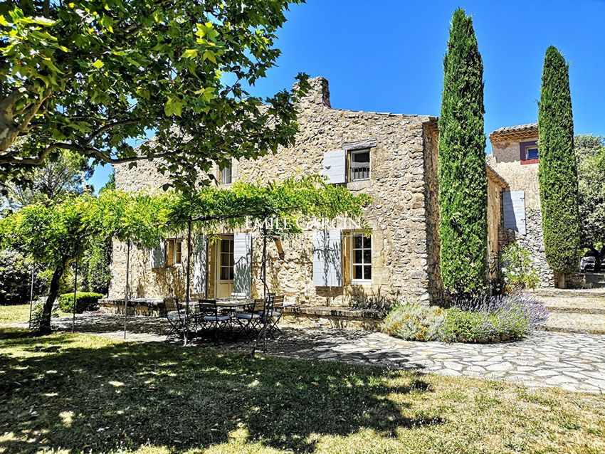 Image Façade à  maison individuelle de Mirabeau