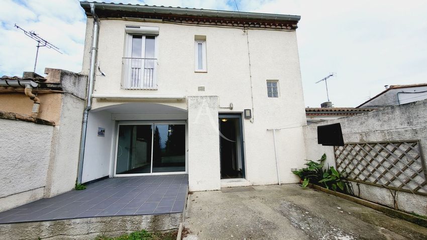 Image Façade à  maison mitoyenne de Pennautier