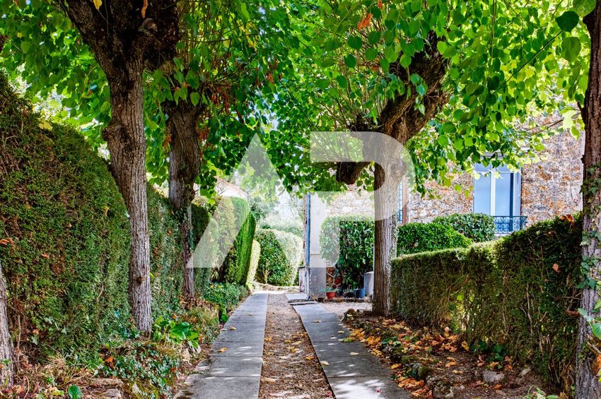 Image Jardin à  maison individuelle de Sèvres