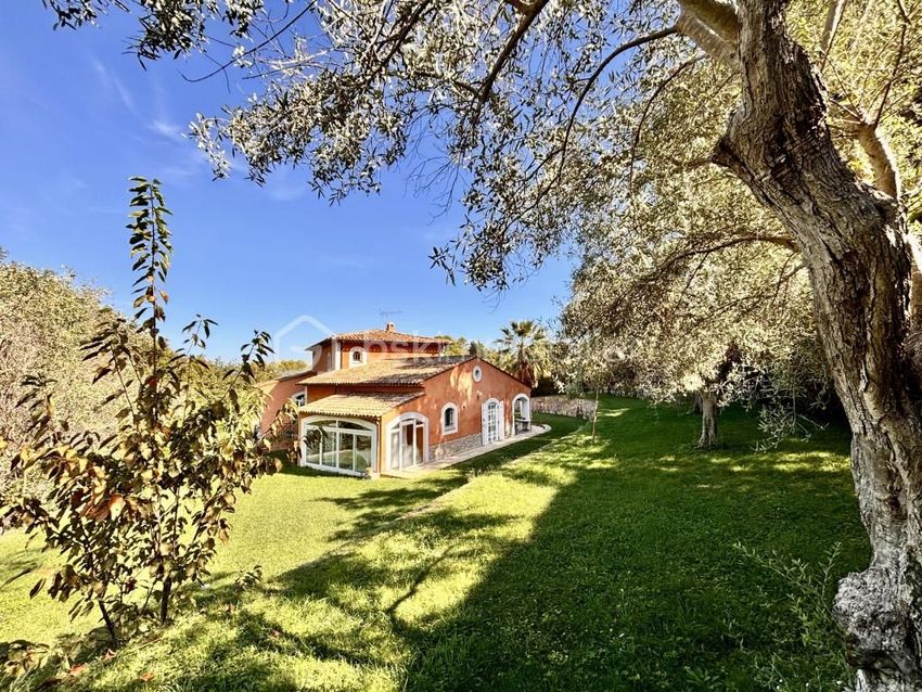 Image Façade à  propriété agricole de Opio