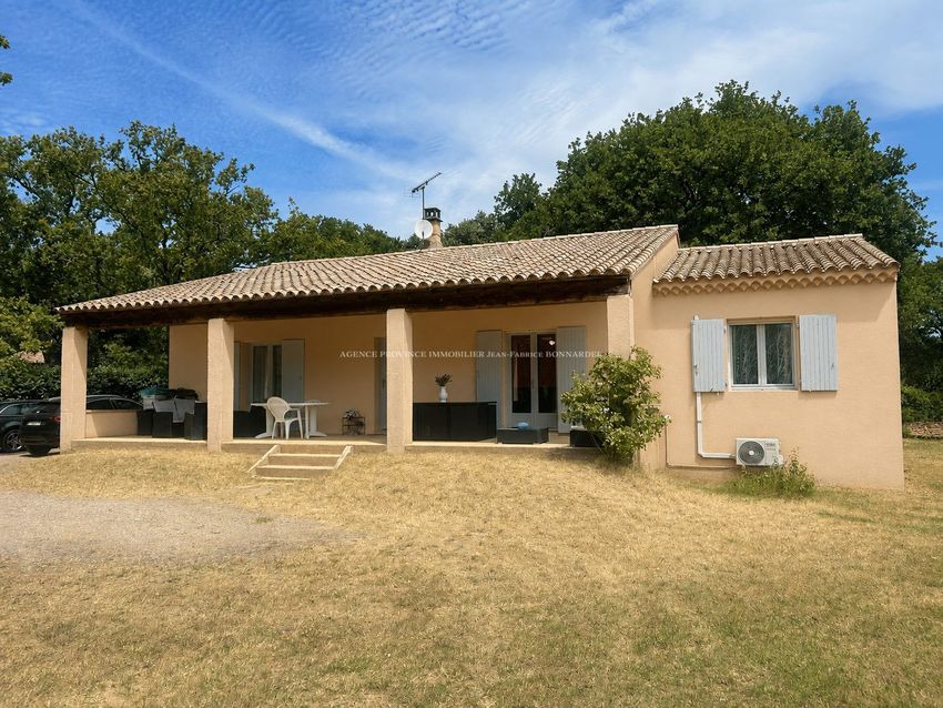 Image Façade à  maison individuelle de Grignan