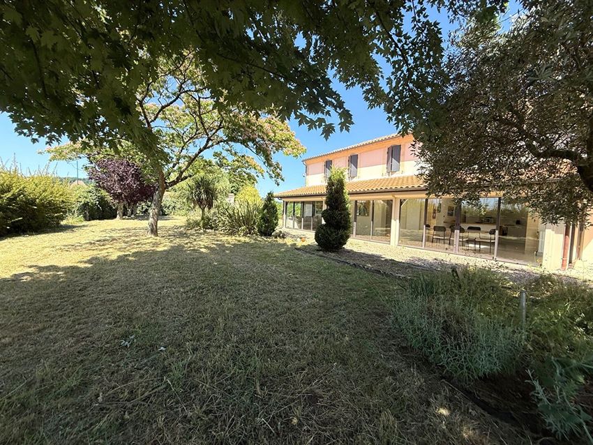 Image Jardin à  maison mitoyenne de Saint-Hippolyte