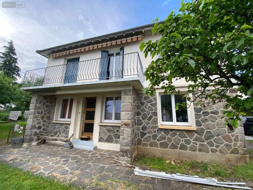 Image Façade à  maison individuelle de Aurillac