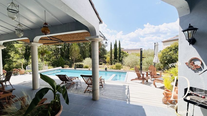 Image Piscine à  maison individuelle de Rivières