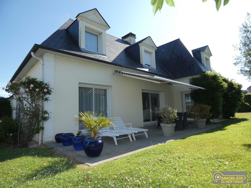 Image Façade à  maison individuelle de Saint-Hilaire-du-Harcouët