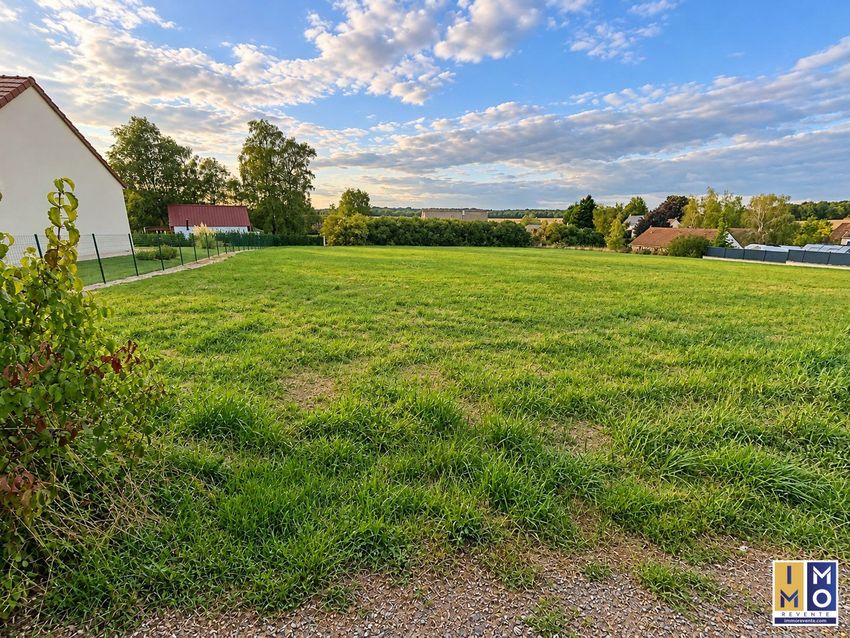 Image de terrain à Farges-en-Septaine