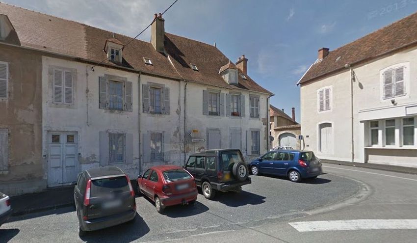 Image Façade à  maison mitoyenne de Saint-Gérand-le-Puy