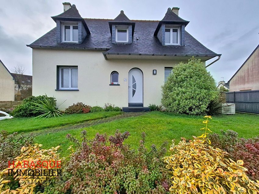 Image Façade à  maison individuelle de Le Folgoët