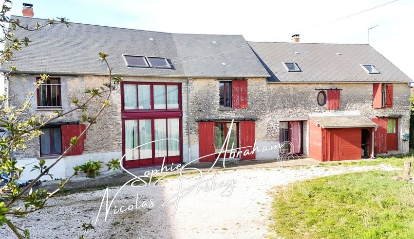 Image Façade à  maison individuelle de Outarville