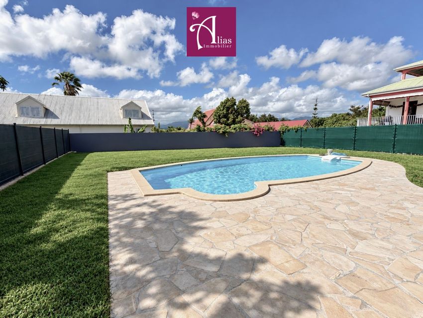 Image Piscine à  maison individuelle de Baie-Mahault