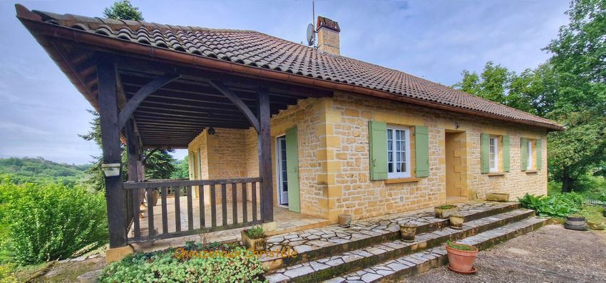 Image Façade à  maison individuelle de Veyrignac