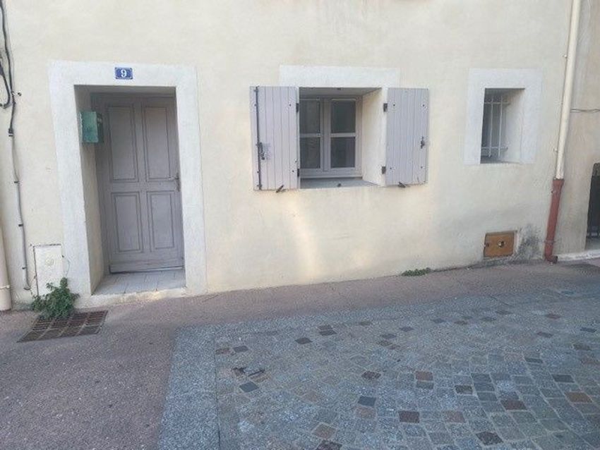 Image Façade à  maison individuelle de Pierrelatte