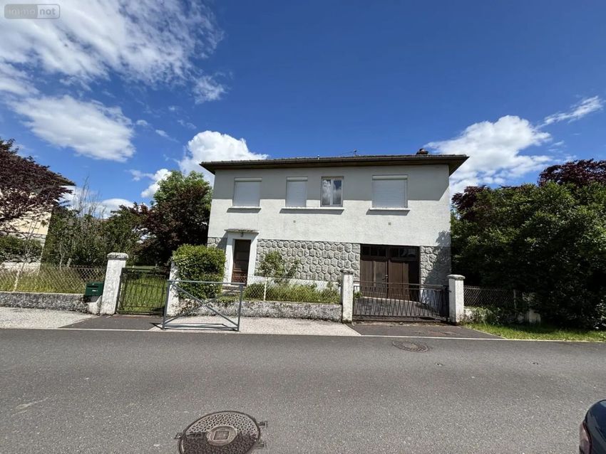 Image Façade à  maison individuelle de Saignes