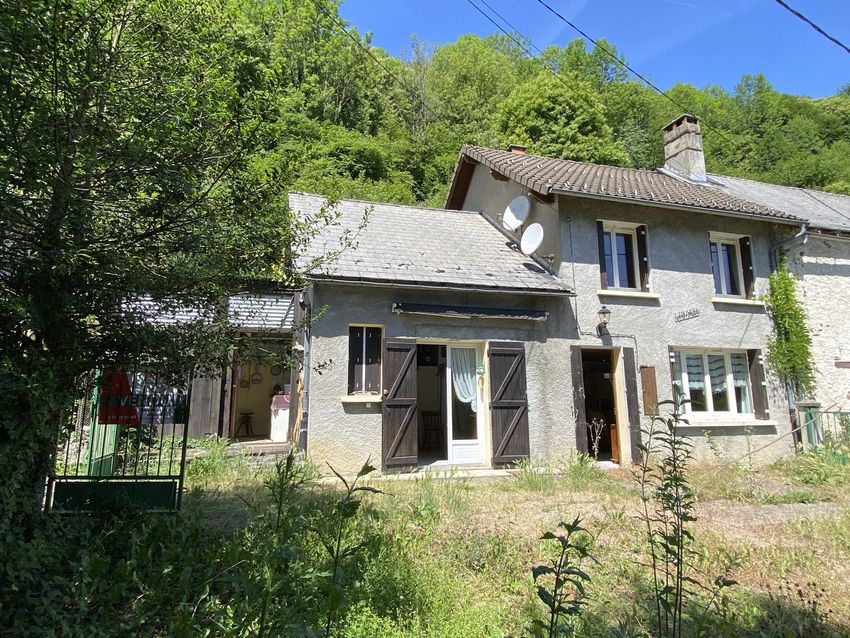 Image Façade à  maison individuelle de Aleu