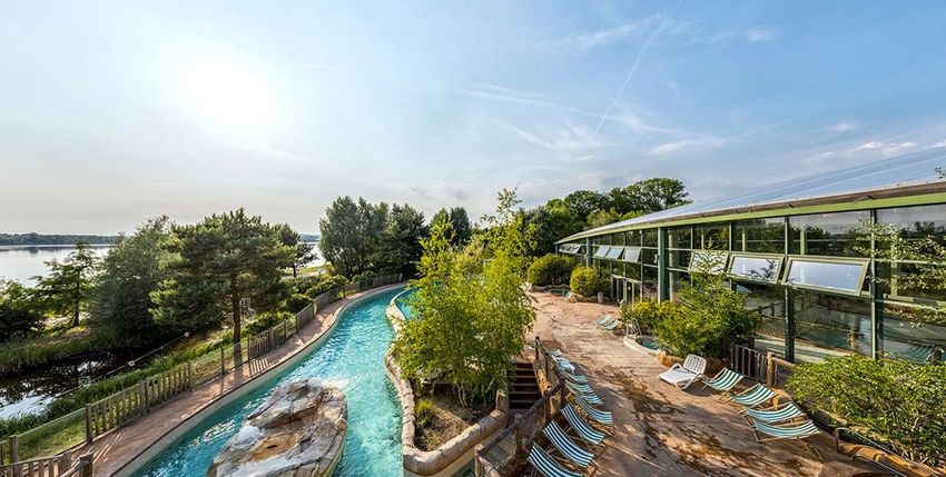 Image Piscine à  maison individuelle de Chamouille