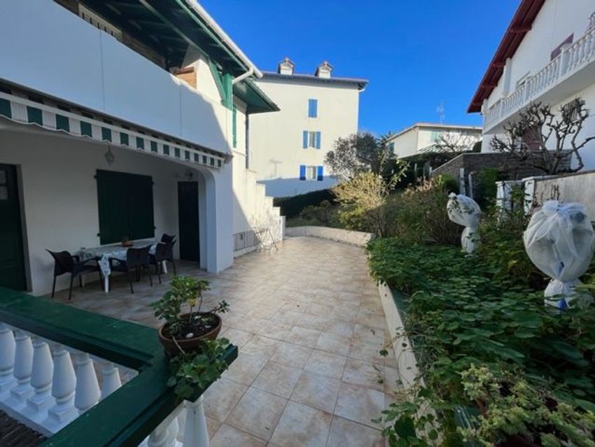 Image Façade à appartement de Hendaye