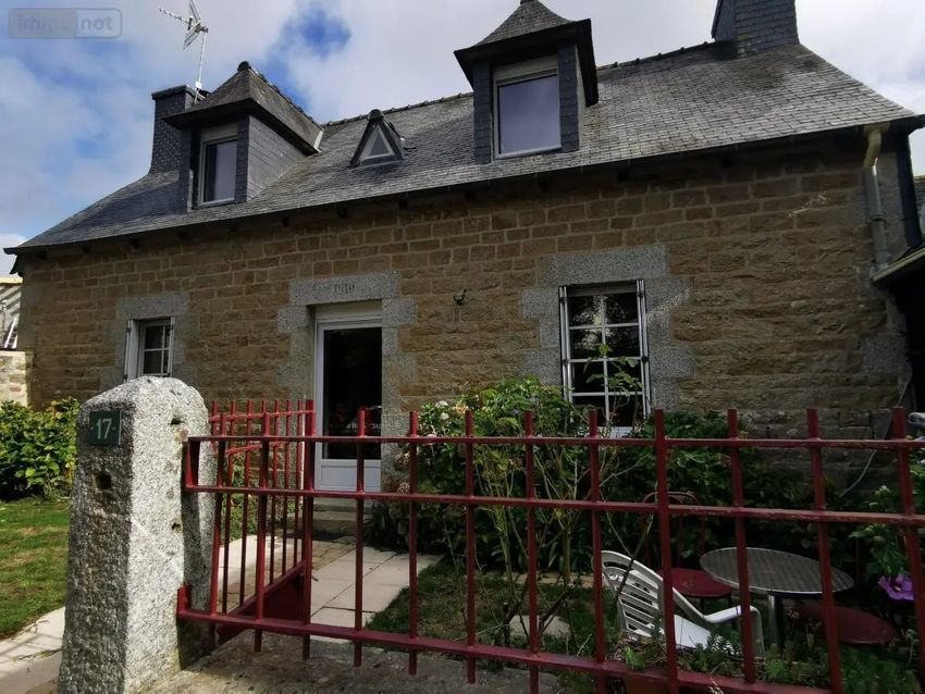 Image Façade à  maison individuelle de Pluzunet