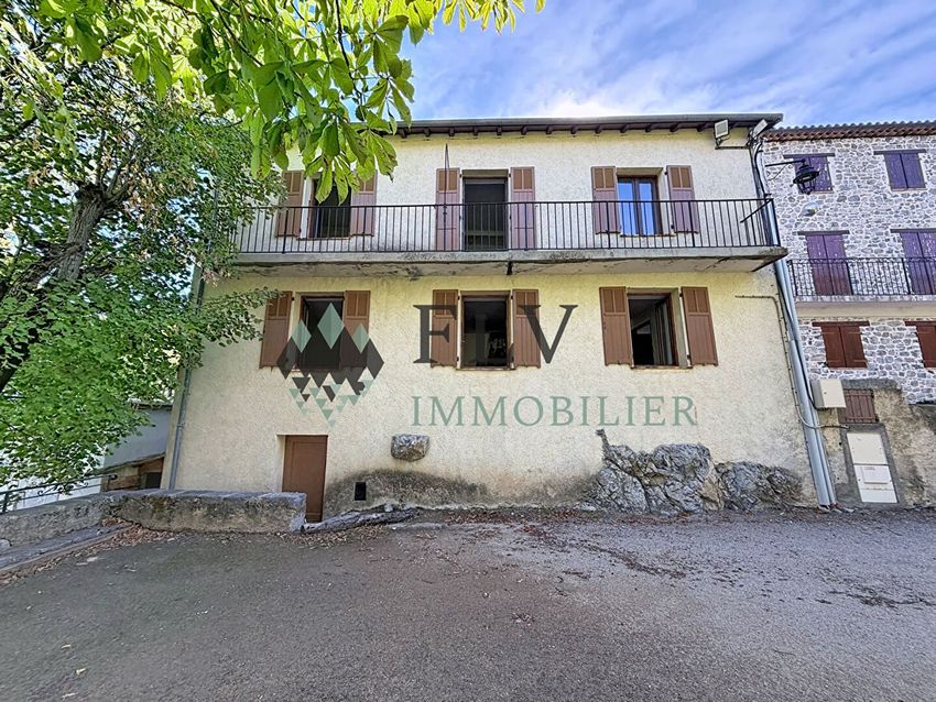 Image Façade à  maison individuelle de Ilonse