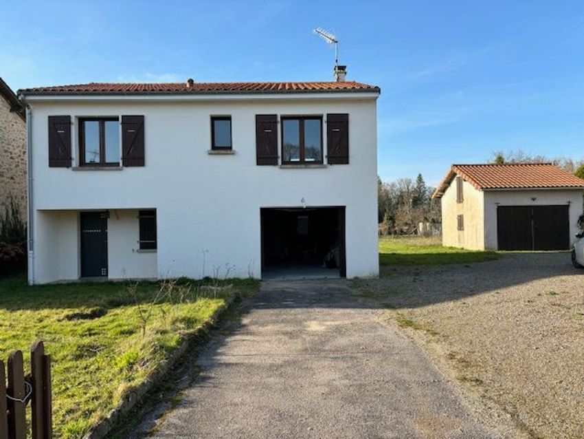 Image Façade à  maison individuelle de Montrollet
