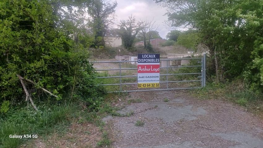 Image de terrain à Saint-Jean-sur-Mayenne