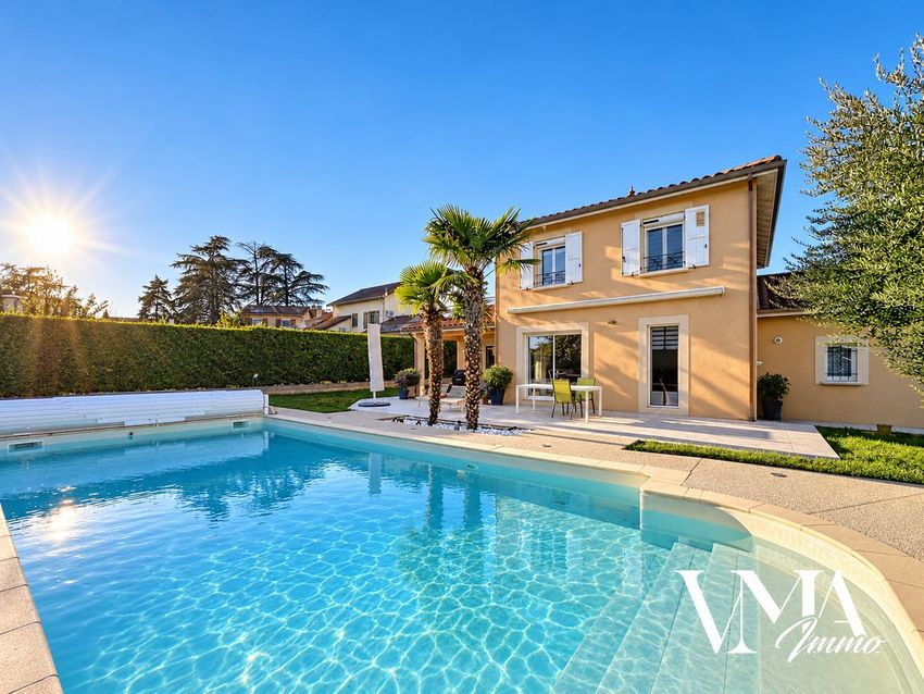 Image Piscine à  maison individuelle de Morancé