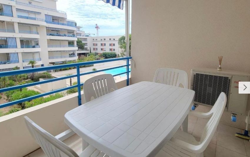 Image Terrasse à appartement de Fréjus