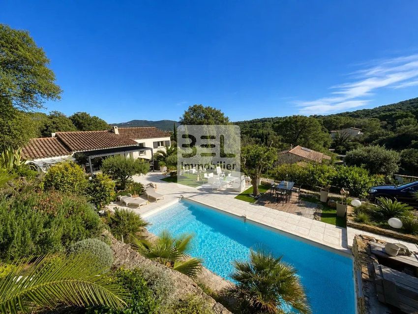 Image Piscine à  maison individuelle de Bagnols-sur-Cèze