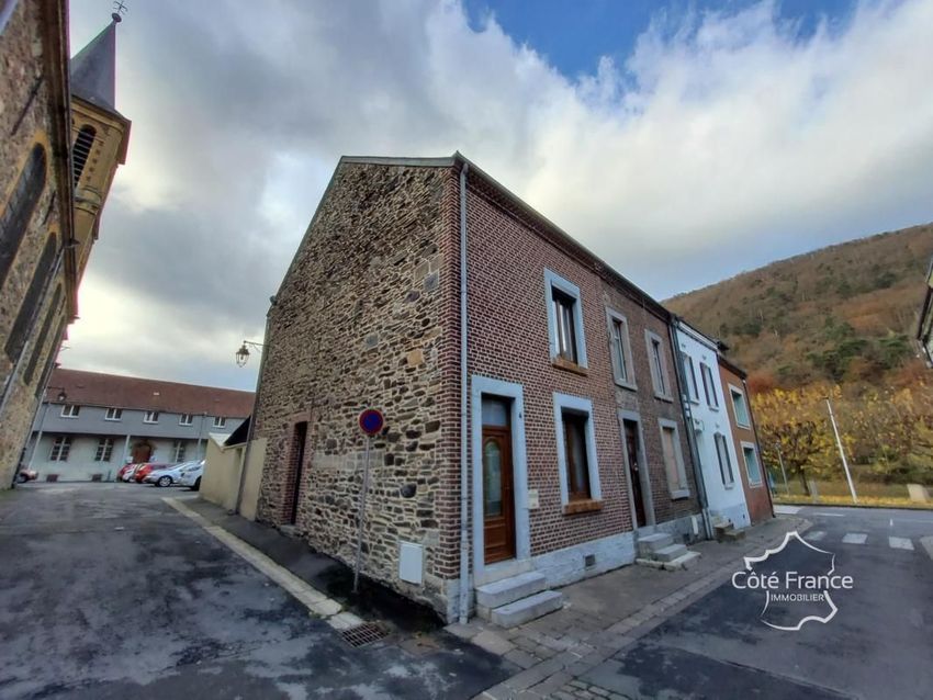 Image Façade à  maison individuelle de Revin