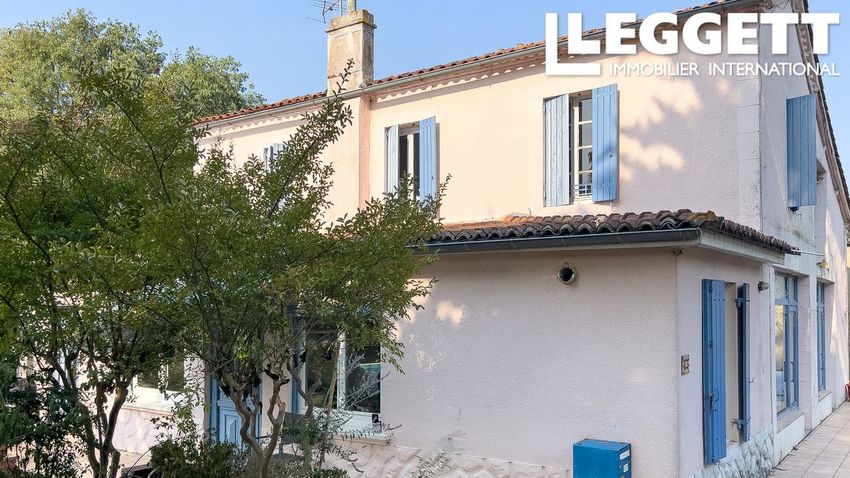 Image Façade à  maison de village de Lauzun