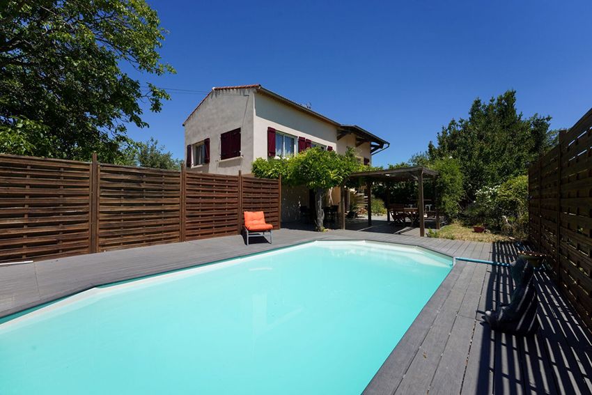Image Piscine à  maison individuelle de Trets