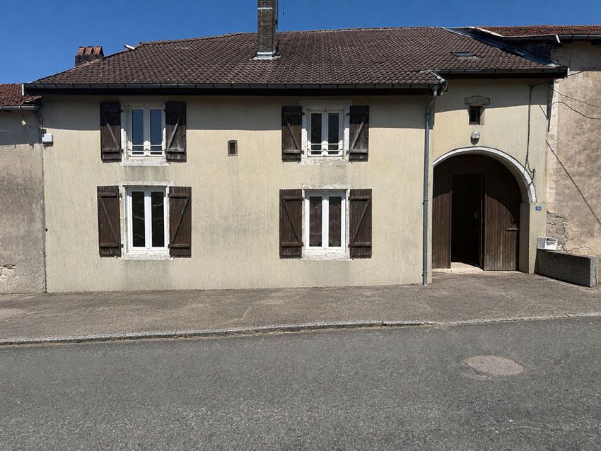 Image Façade à  maison de village de Domjulien