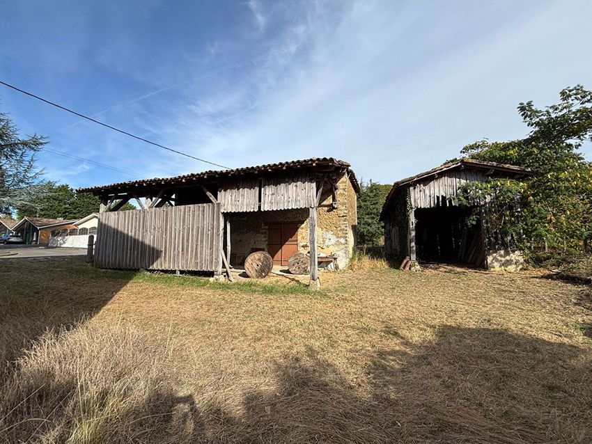 Image de terrain à Salles