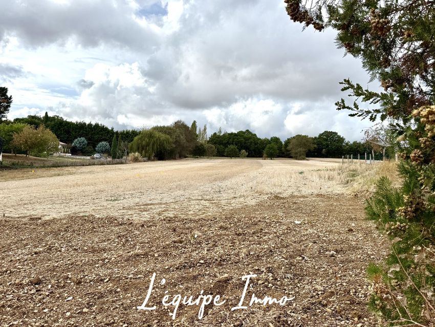 Image Vue à terrain de Castillon-Savès