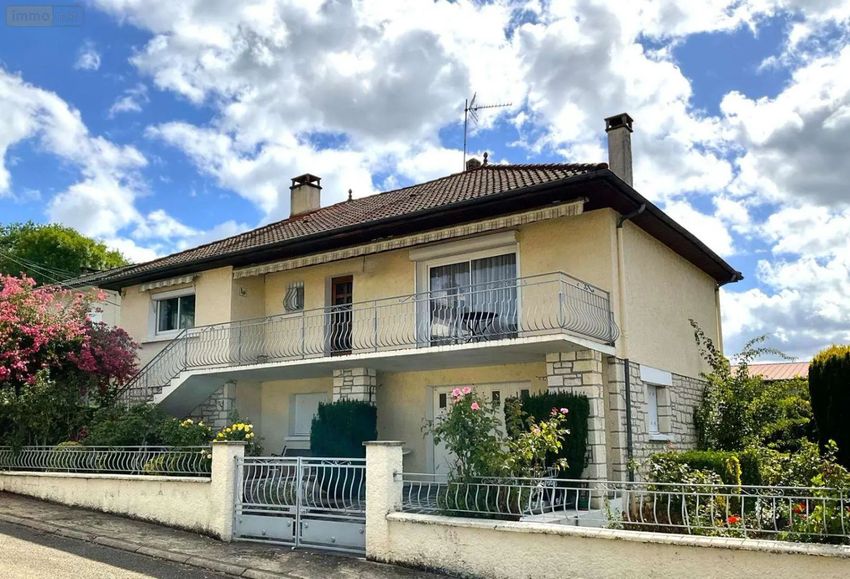 Image Façade à  maison individuelle de Souillac