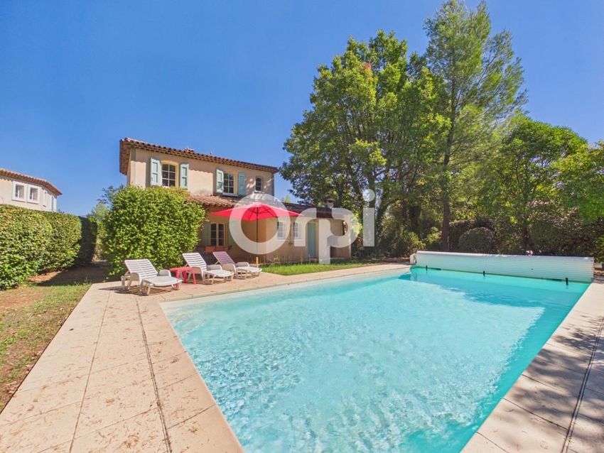 Image Piscine à  maison individuelle de Fayence