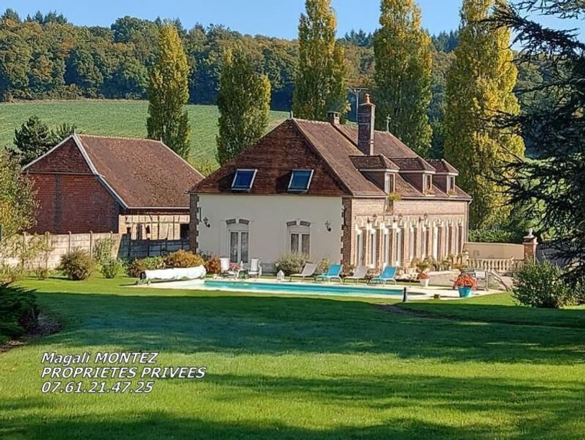Image Façade à  manoir de Fresnes