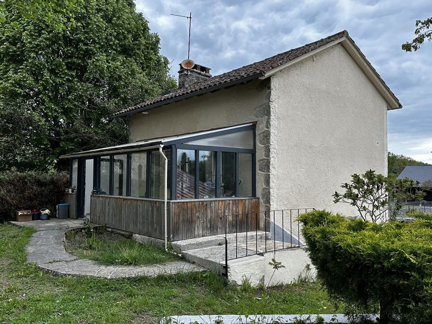 Image Façade à  maison individuelle de Glénat