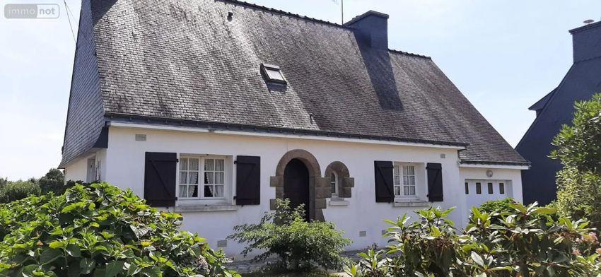 Image Façade à  maison individuelle de Guiscriff