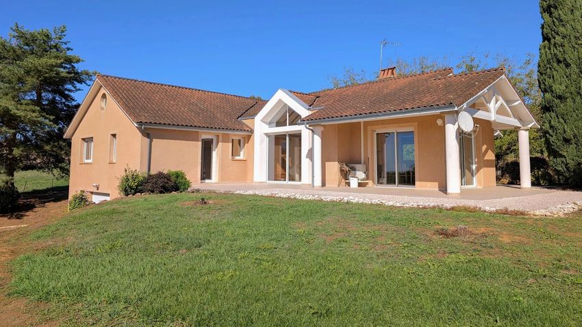 Image Façade à  maison individuelle de Alvignac