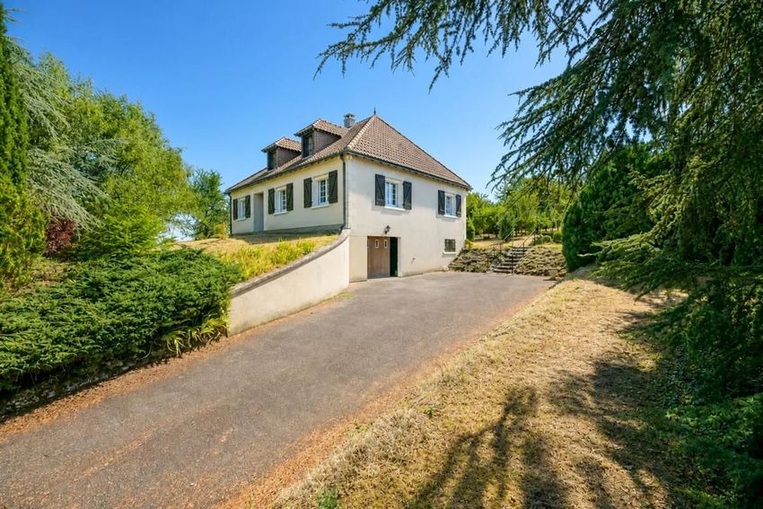 Image Façade à  maison individuelle de Bléré