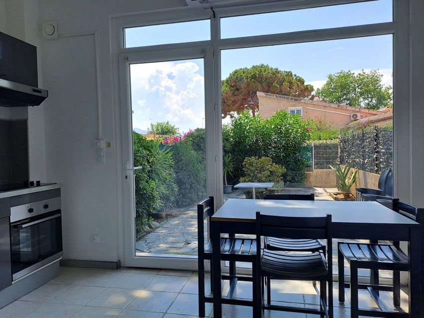 Image Terrasse à  maison jumelée de Borgo