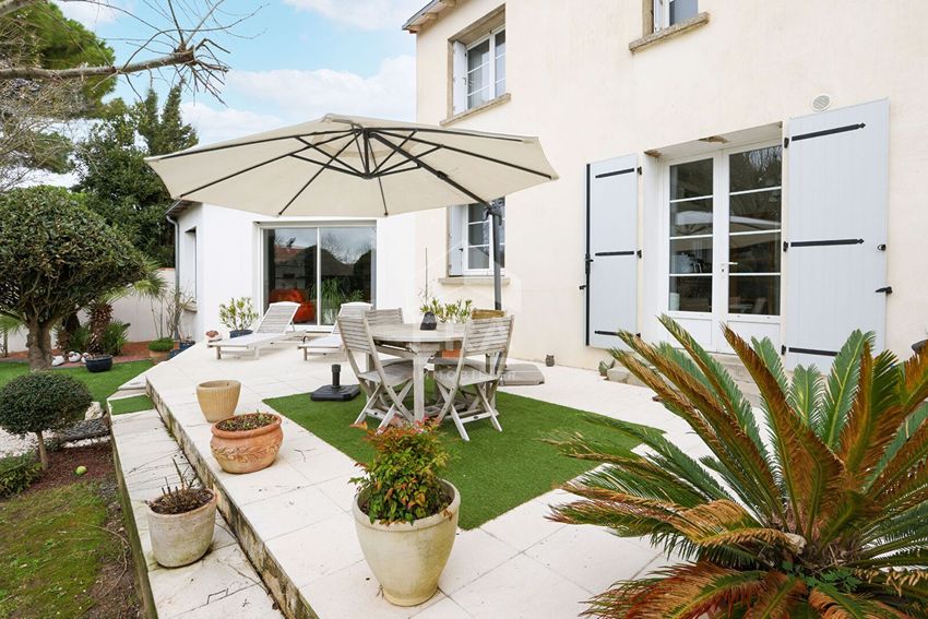 Image Terrasse à  maison mitoyenne de Lagord