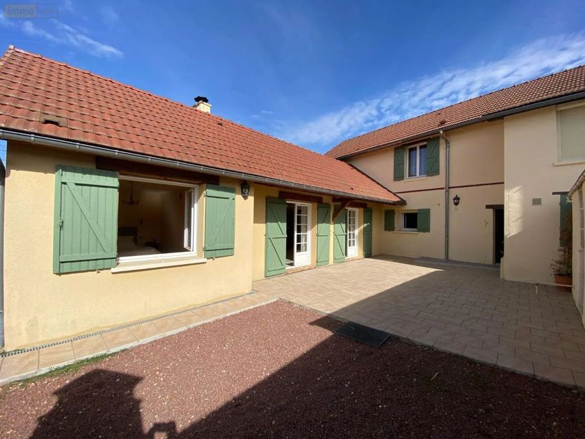 Image Façade à  maison individuelle de Saint-Prest